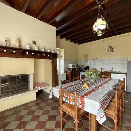 בית נופש Chez Labat 1 *